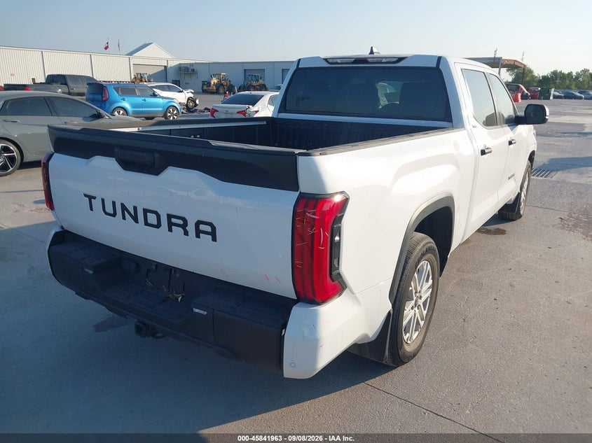 TOYOTA TUNDRA - zdjęcie 4