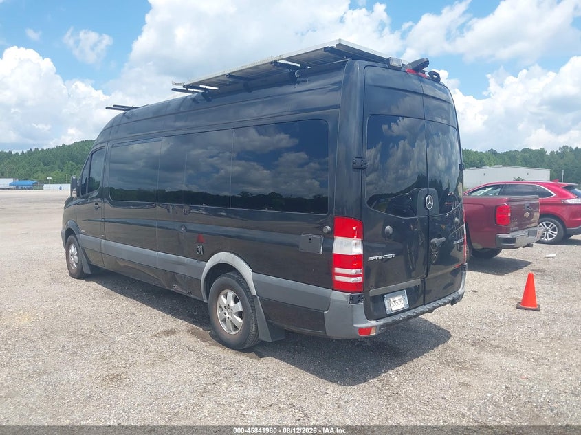 2015 MERCEDES-BENZ SPRINTER 2500 auction photo 3