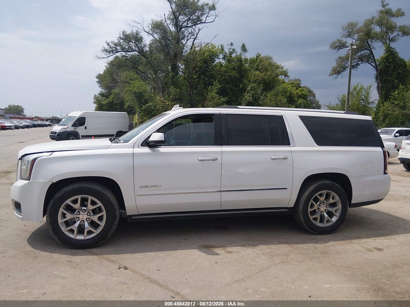 GMC YUKON XL - zdjęcie 14