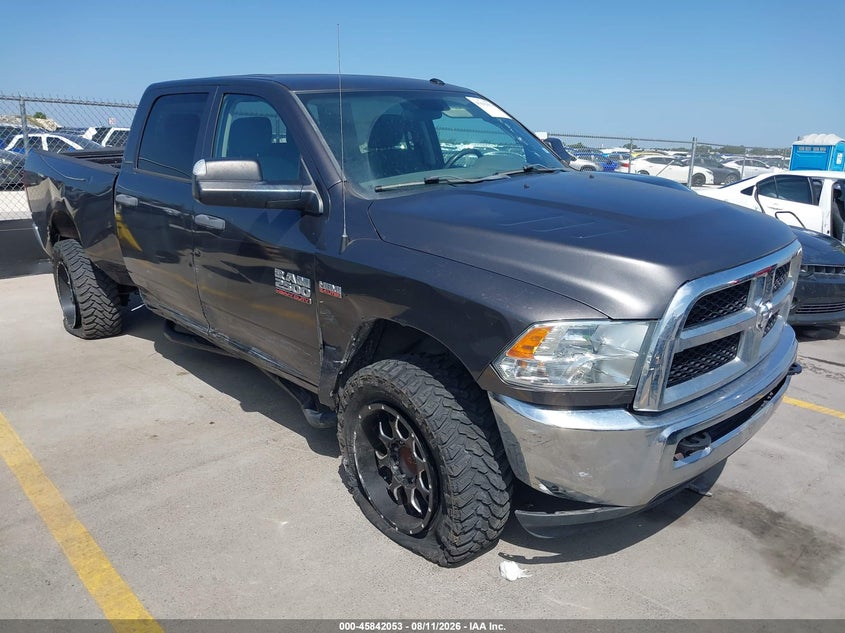 Vin: 3c6ur5cj8jg205952, lot: 46340961, ram 2500 tradesman  4x4 6'4 box 2018 img_1
