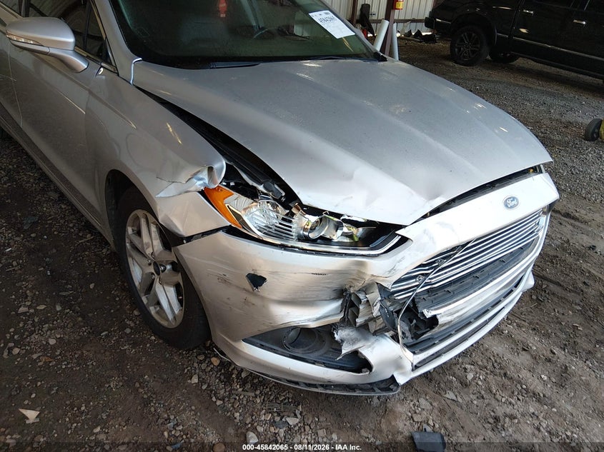 2016 FORD FUSION auction photo 6