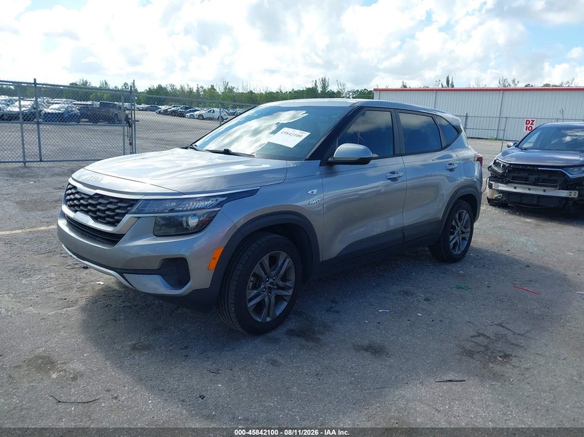 2022 KIA SELTOS auction photo 2