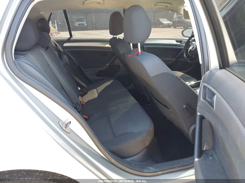2016 VOLKSWAGEN GOLF auction photo 8