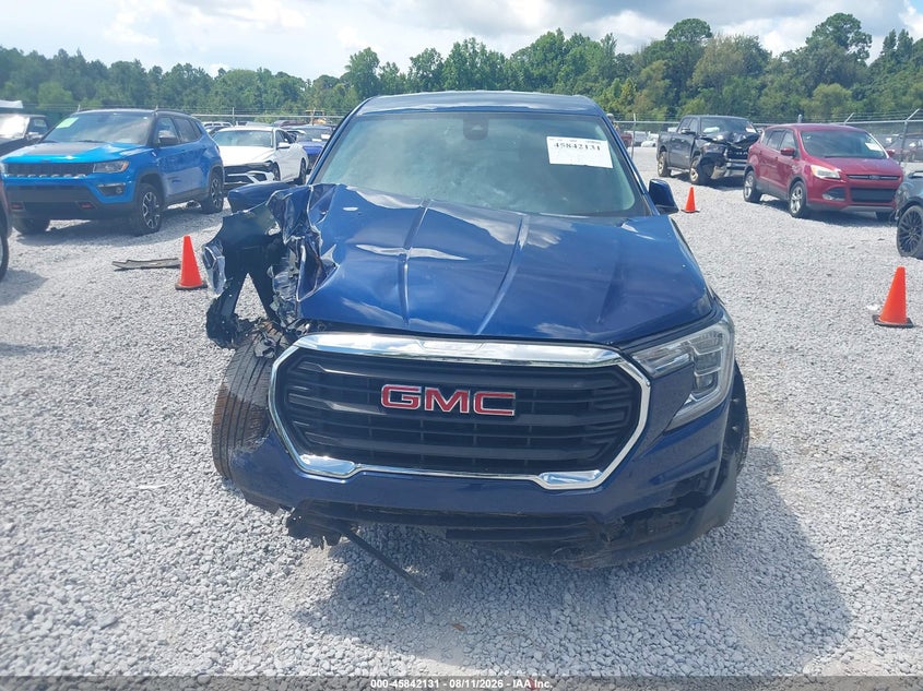 2022 GMC TERRAIN FWD SLE · Photo 12