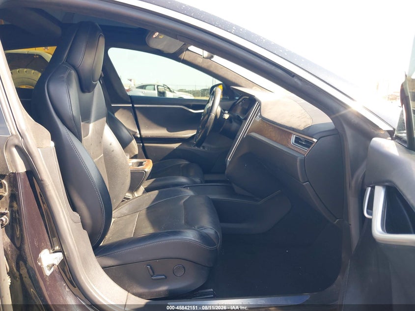 2017 TESLA MODEL S auction photo 5