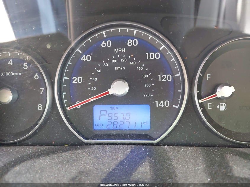 2011 HYUNDAI SANTA FE auction photo 7