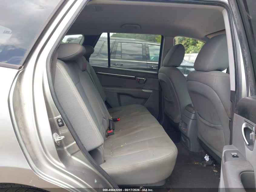 2011 HYUNDAI SANTA FE auction photo 8