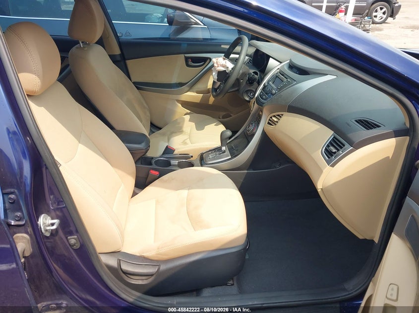 2013 HYUNDAI ELANTRA auction photo 5
