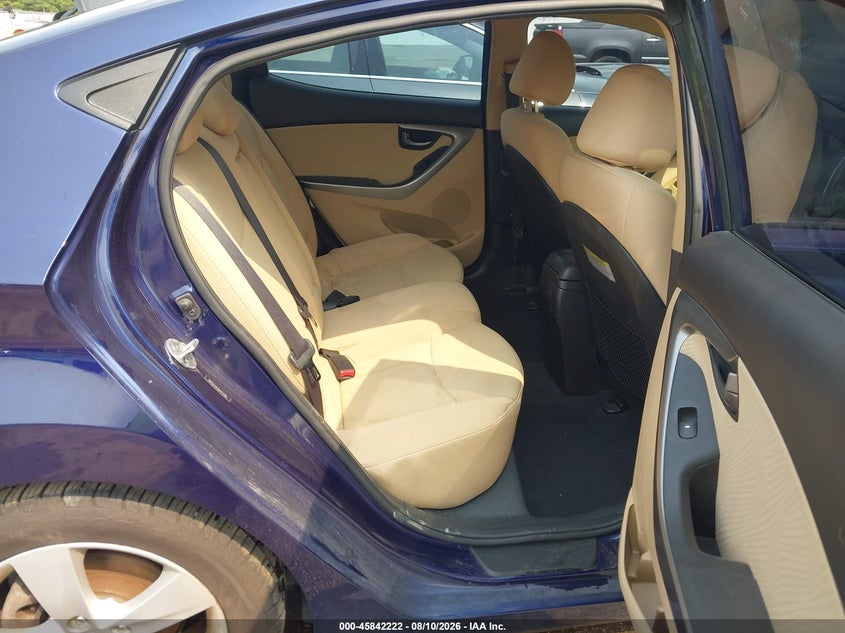 2013 HYUNDAI ELANTRA auction photo 8