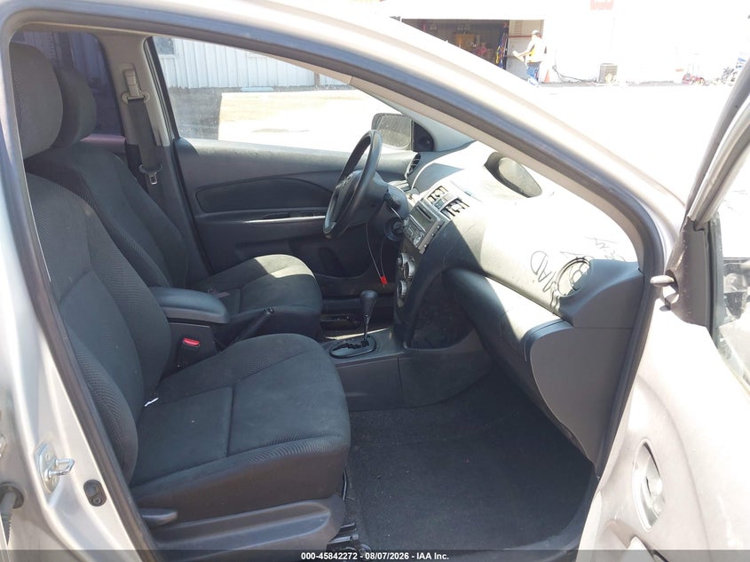 2012 TOYOTA YARIS auction photo 5