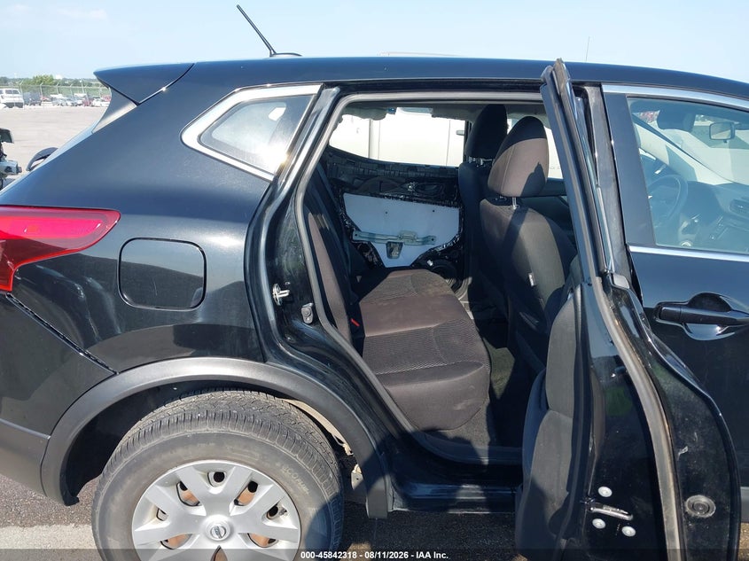 2019 NISSAN ROGUE SPORT auction photo 8