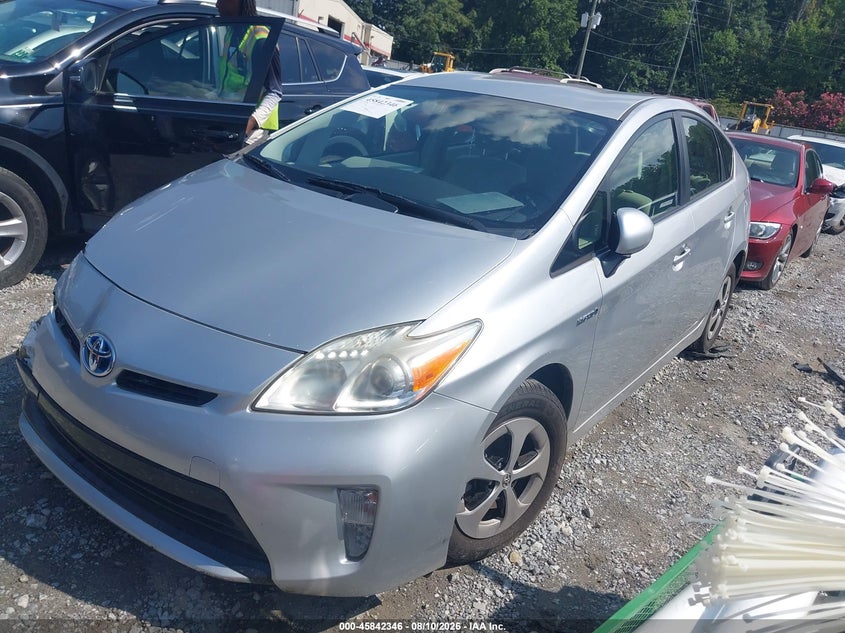 2013 TOYOTA PRIUS auction photo 2