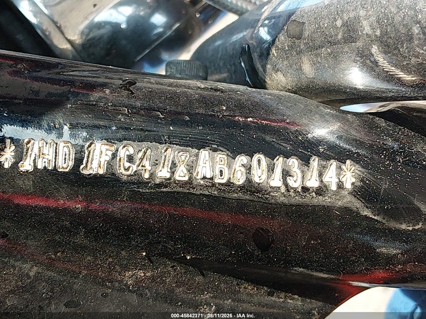 HARLEY-DAVIDSON FLHTCU 2010