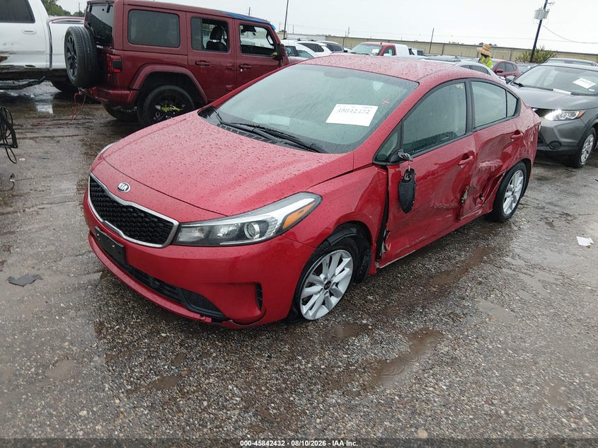 2017 Kia Forte, Лівий бік, IAAI, VIN 3KPFL4A78HE014624 — фото 2