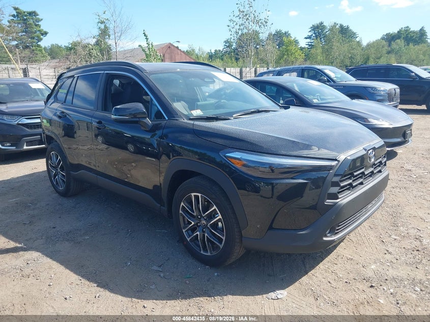 2026 TOYOTA COROLLA CROSS XLE