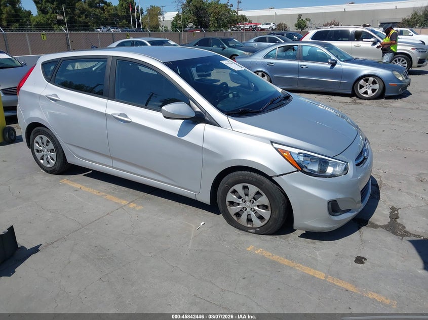 Vin: kmhct5ae8gu281121, lot: 46341354, hyundai accent se 2016 img_1