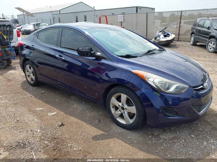 2013 HYUNDAI ELANTRA auction photo 1