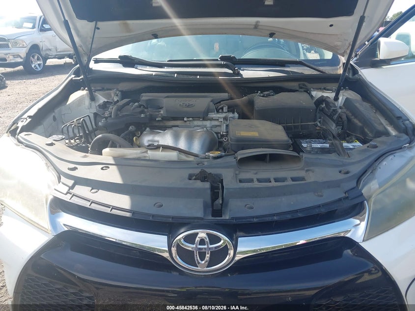 TOYOTA CAMRY - zdjęcie 10