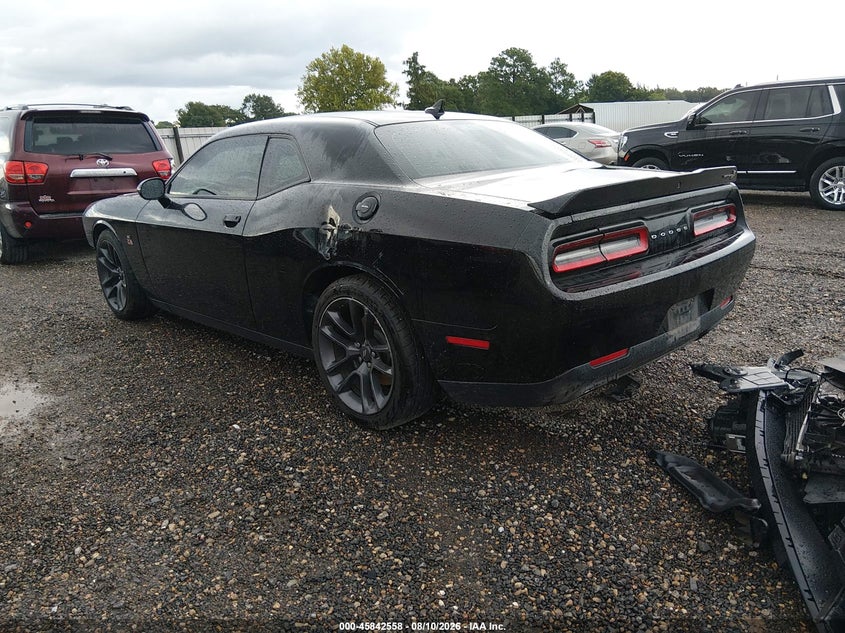 DODGE CHALLENGER - zdjęcie 3