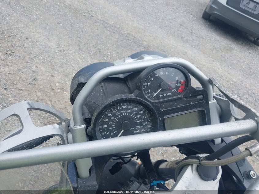 2011 BMW R1200 auction photo 7
