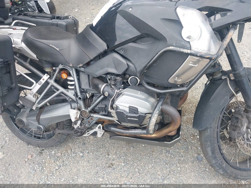 2011 BMW R1200 auction photo 8