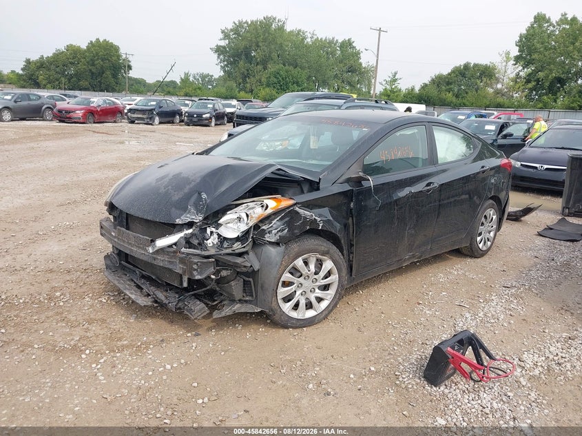 2011 HYUNDAI ELANTRA auction photo 2