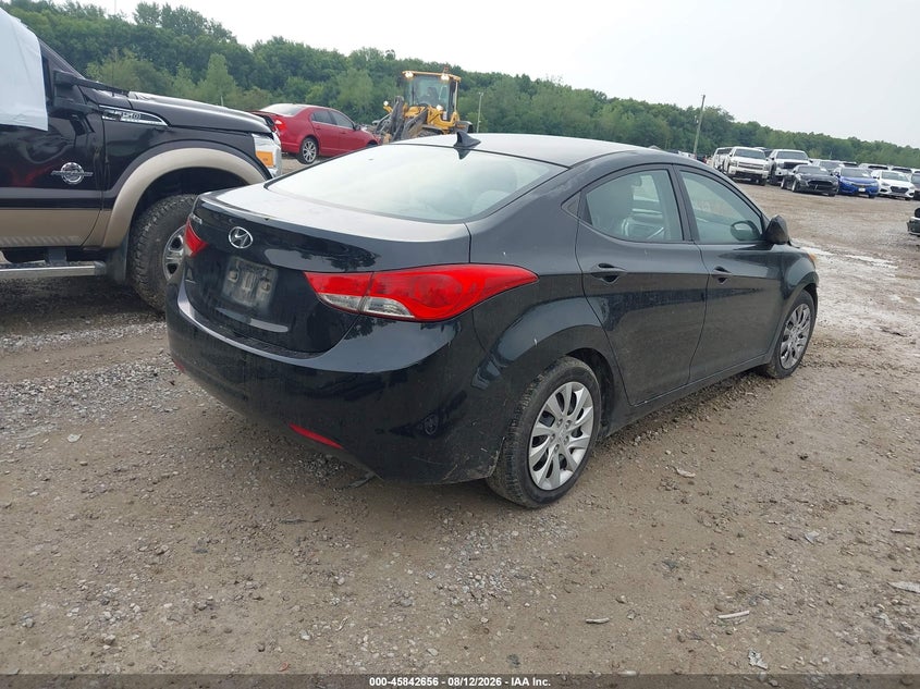 2011 HYUNDAI ELANTRA auction photo 4