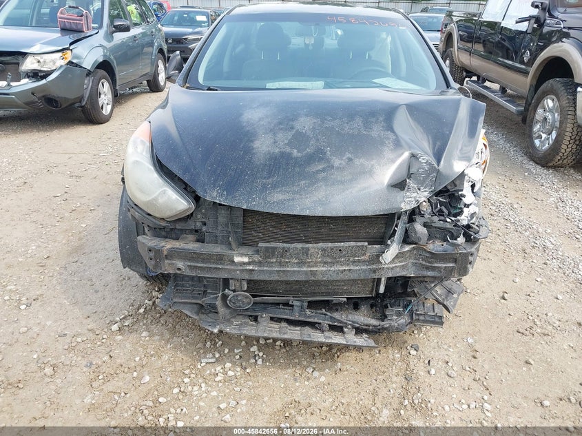2011 HYUNDAI ELANTRA auction photo 6
