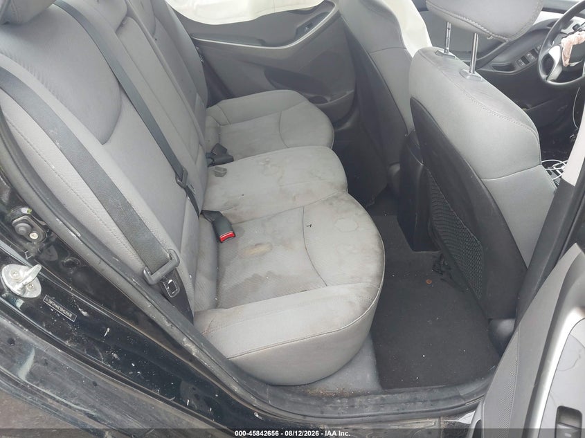 2011 HYUNDAI ELANTRA auction photo 8