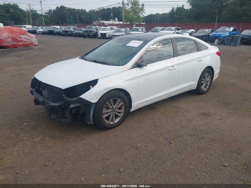 2015 Hyundai Sonata, Left Side, IAAI, VIN 5NPE24AF4FH019060 — photo 2