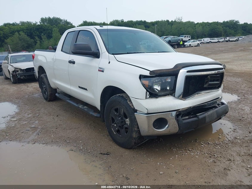 2010 TOYOTA TUNDRA auction photo 1