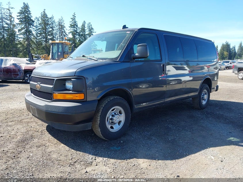 2017 Chevrolet Express, Звичайний знос, IAAI, VIN 1GAWGEFG6H1100691 — фото 2