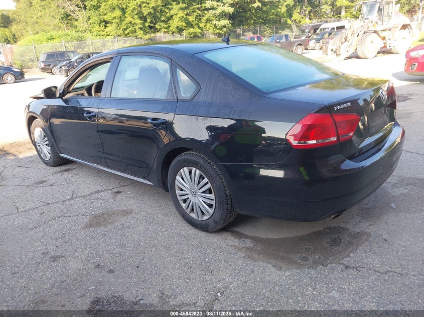 VOLKSWAGEN PASSAT 2015 VIN 1VWAT7A38FC075577