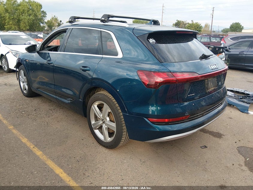 AUDI E-TRON 2019 VIN WA1VAAGE1KB019975