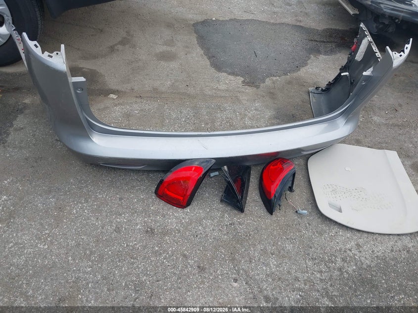 CHRYSLER VOYAGER 2021 VIN 2C4RC1DG6MR533669