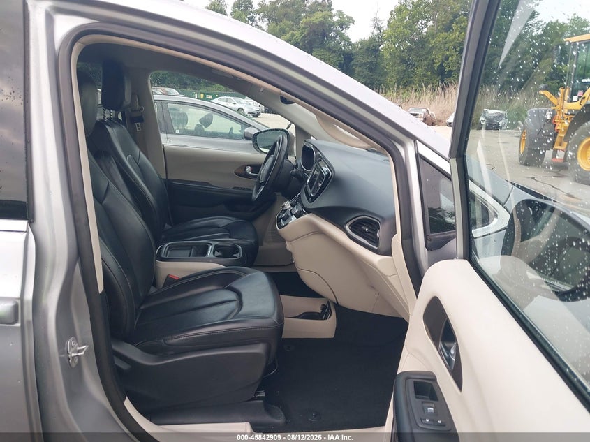 CHRYSLER VOYAGER 2021 VIN 2C4RC1DG6MR533669