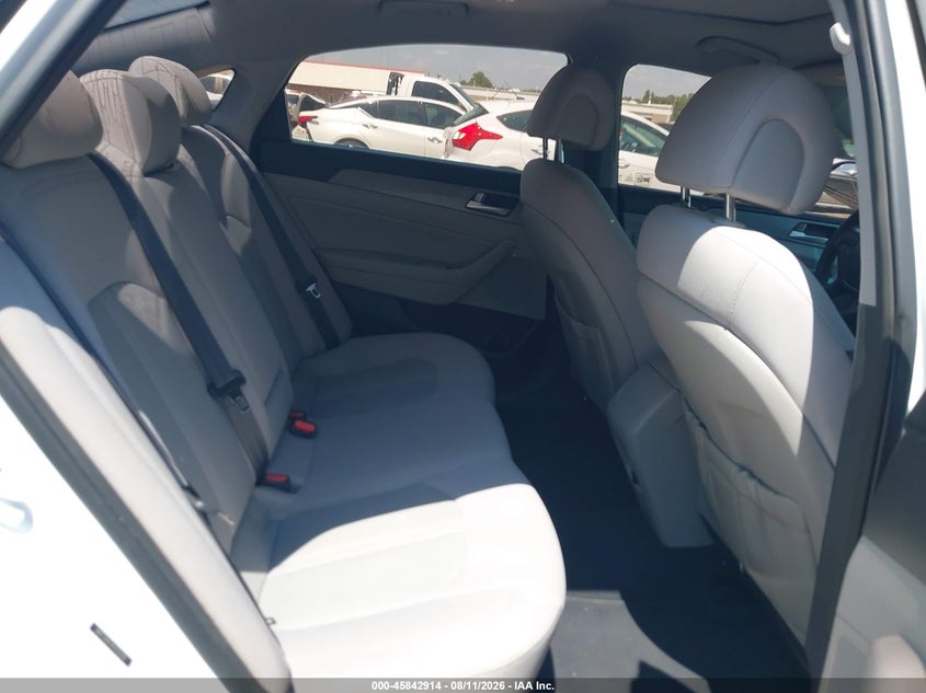 2015 HYUNDAI SONATA auction photo 8