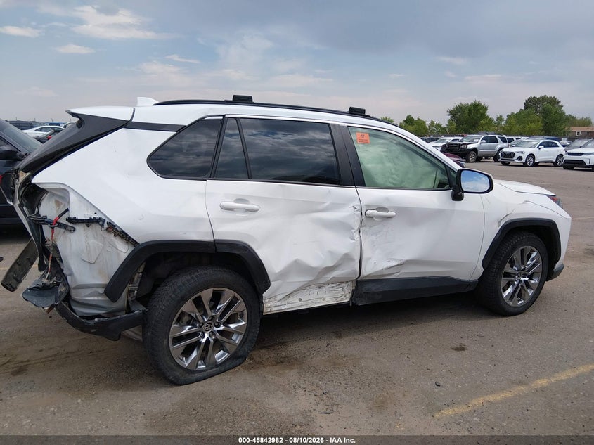  RAV 4