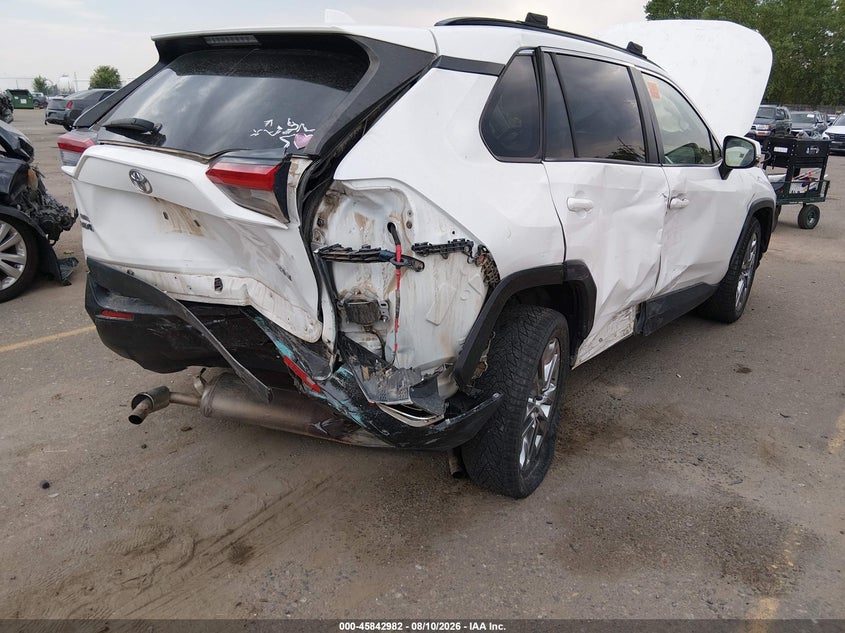  RAV 4
