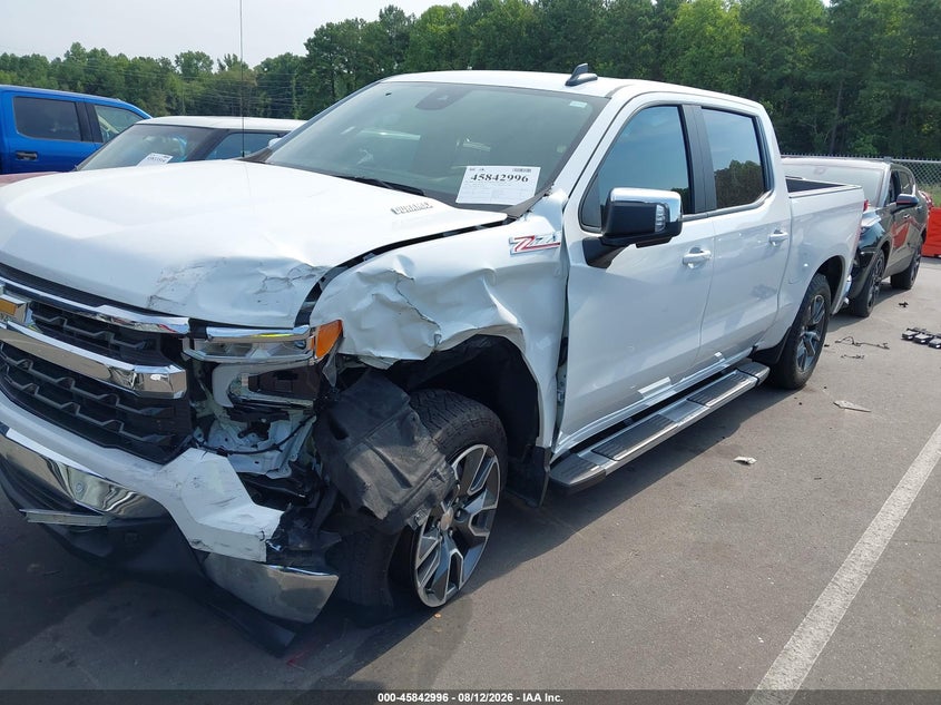 2025 CHEVROLET SILVERADO 1500 auction photo 2