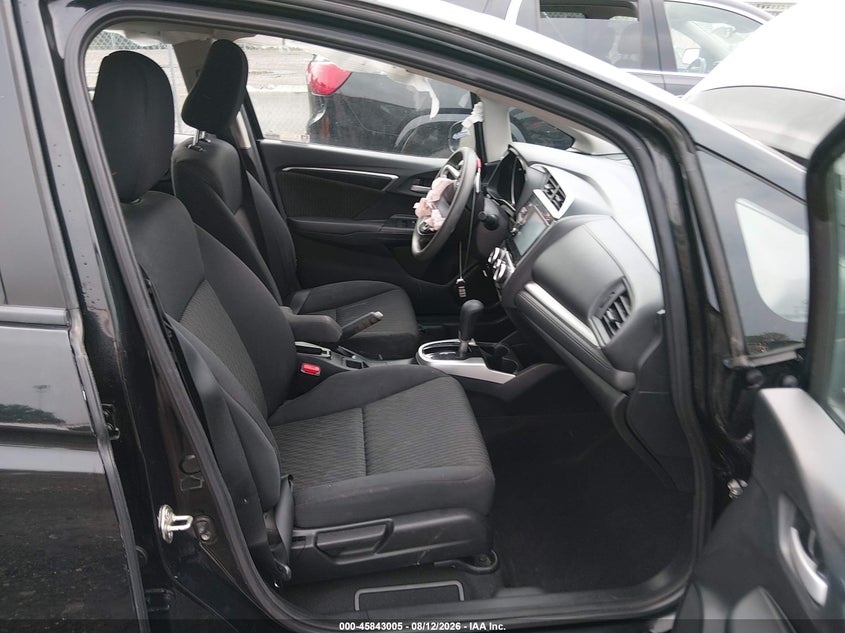 2019 HONDA FIT auction photo 5