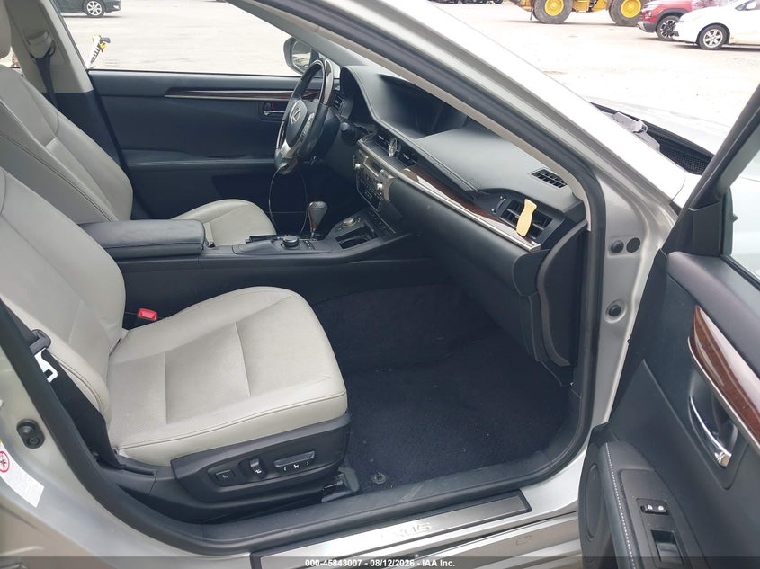 2014 LEXUS ES 350 auction photo 5