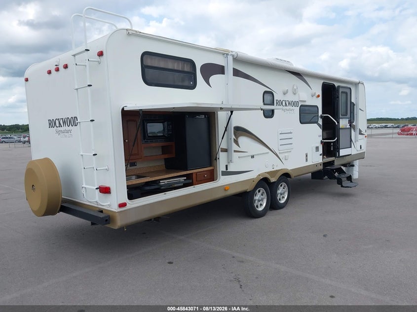 2012 FOREST RIVER CLASSIC SUPER LITE S auction photo 4