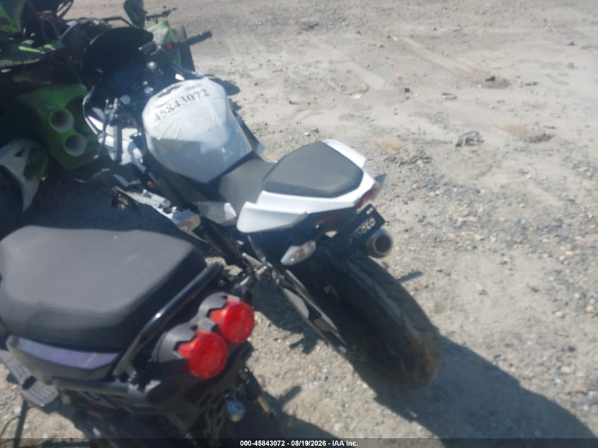2020 KAWASAKI EX400 auction photo 3