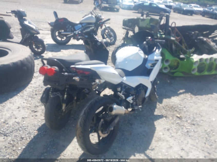 2020 KAWASAKI EX400 auction photo 4