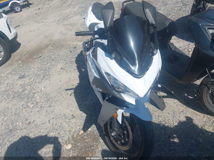 2020 KAWASAKI EX400 auction photo 5