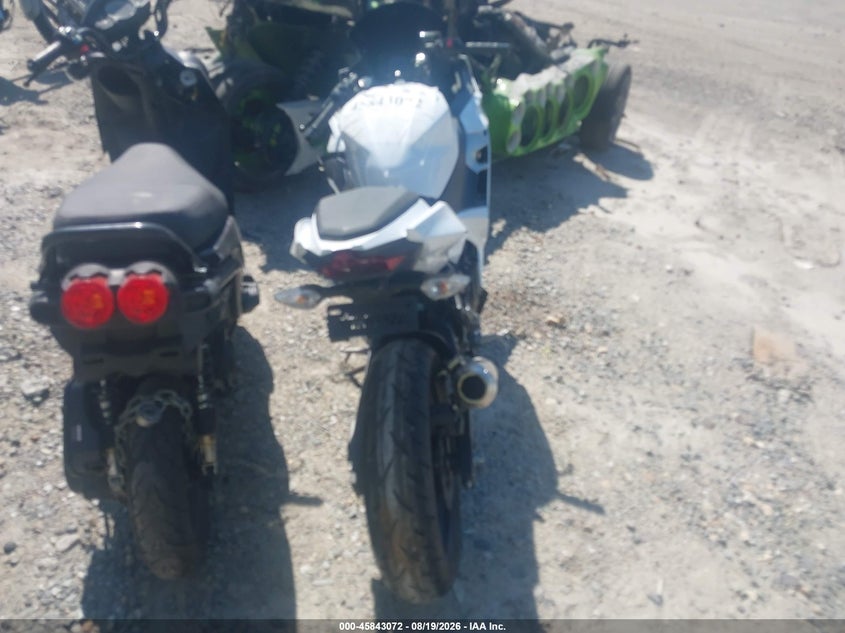 2020 KAWASAKI EX400 auction photo 6