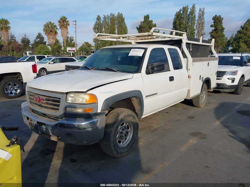 2005 GMC SIERRA 2500HD auction photo 6