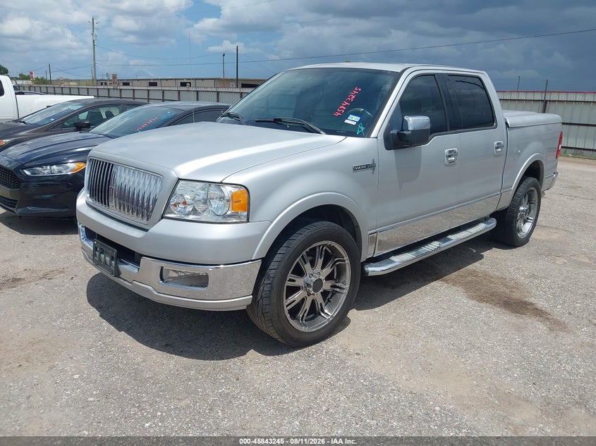2006 Lincoln Mark LT, Обычный износ, IAAI, VIN 5LTPW18536FJ02592 — фото 2