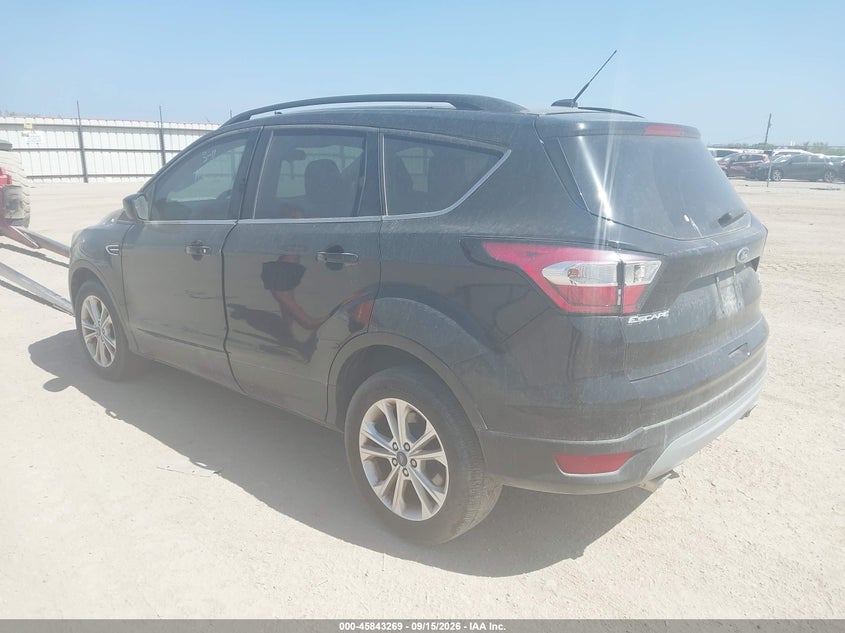 Vin: 1fmcu9gd3jua40318, lot: 46342177, ford escape se 20183